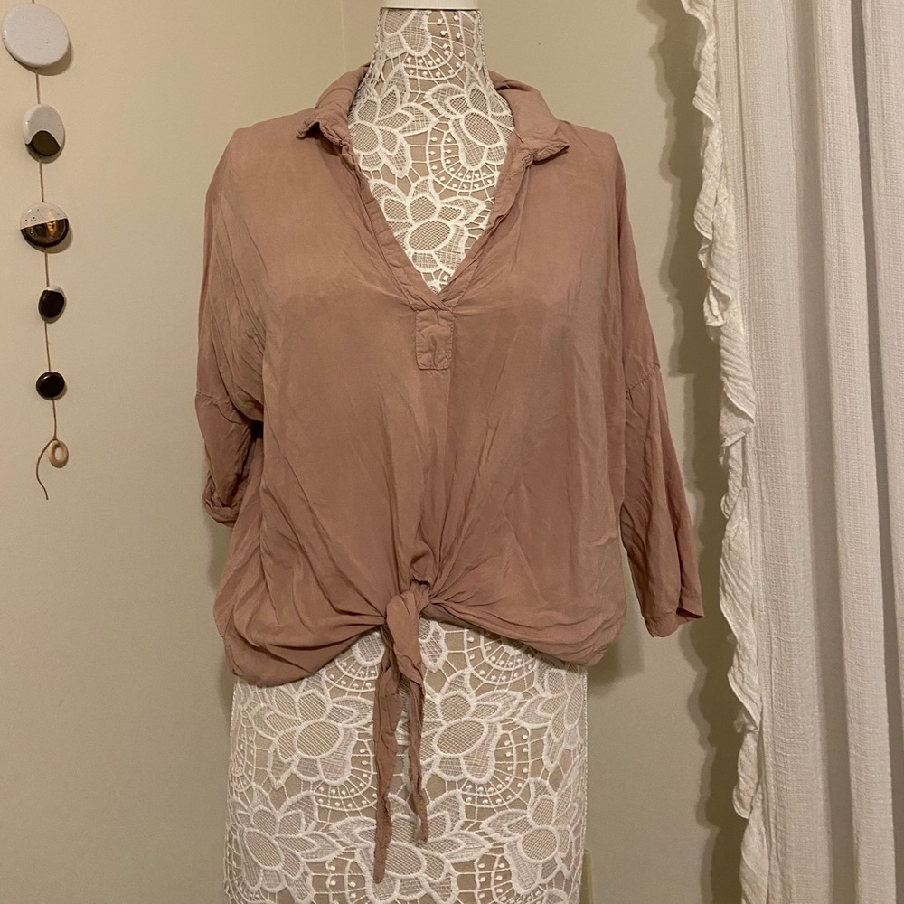 Brandy Melville Cream top